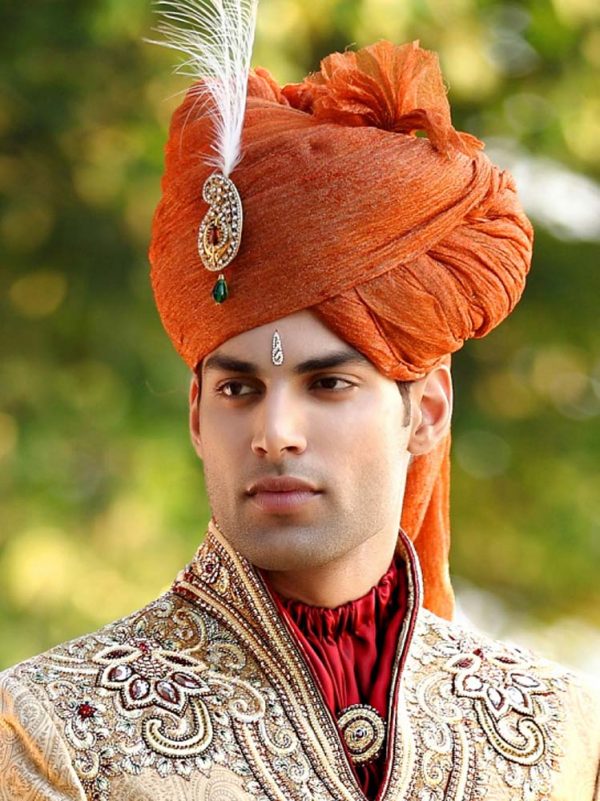Традиционная индийская одежда и её символизм