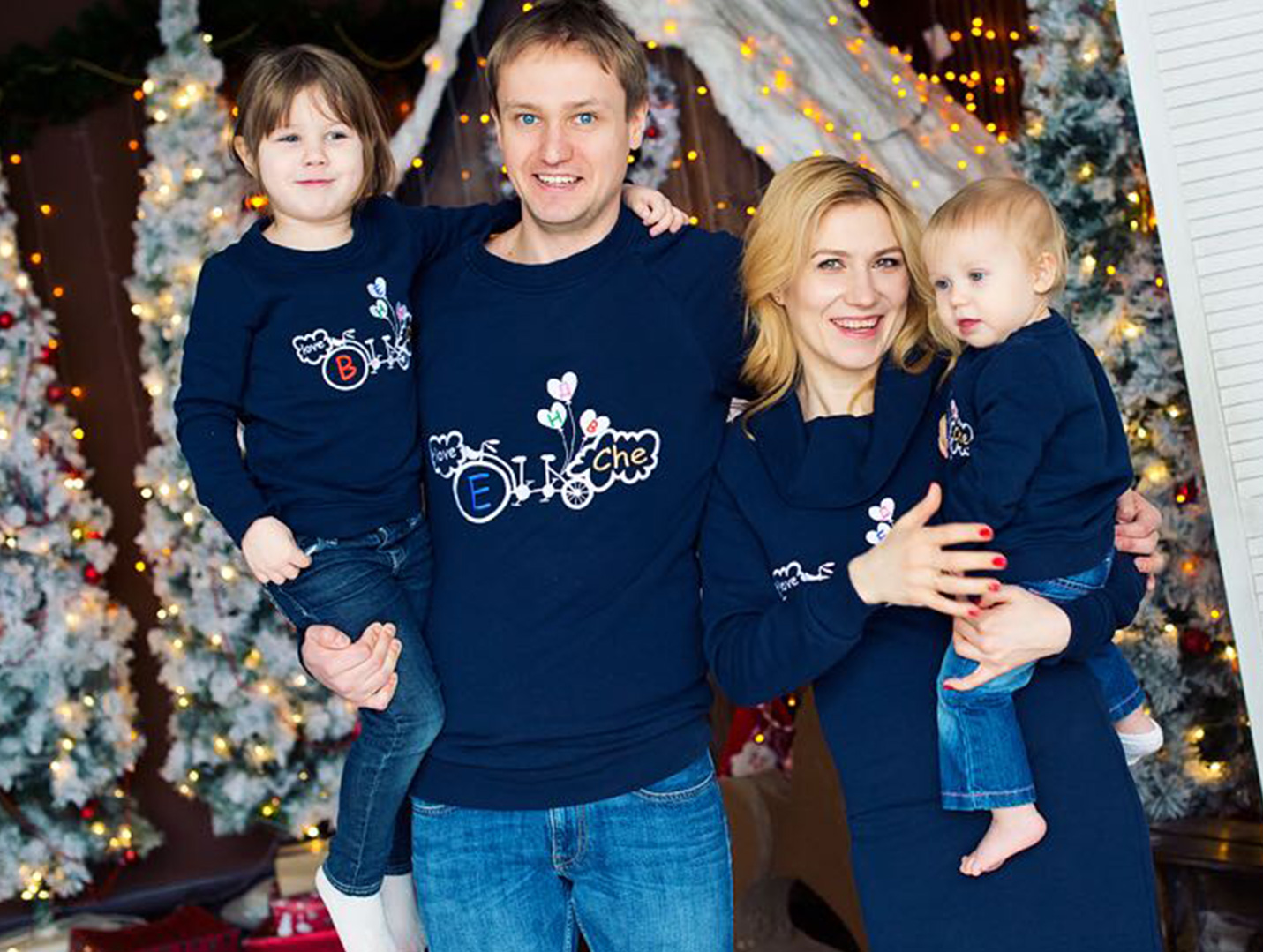 Family look - новогодние свитера для всей семьи