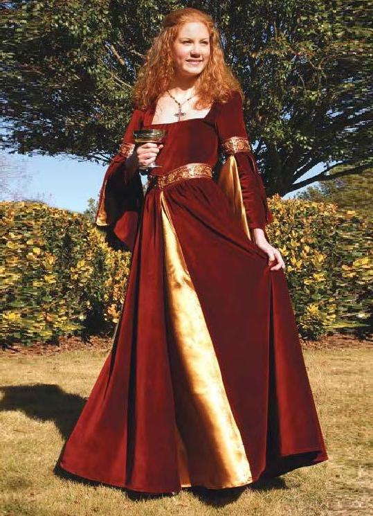 Платье в средневековом стиле
