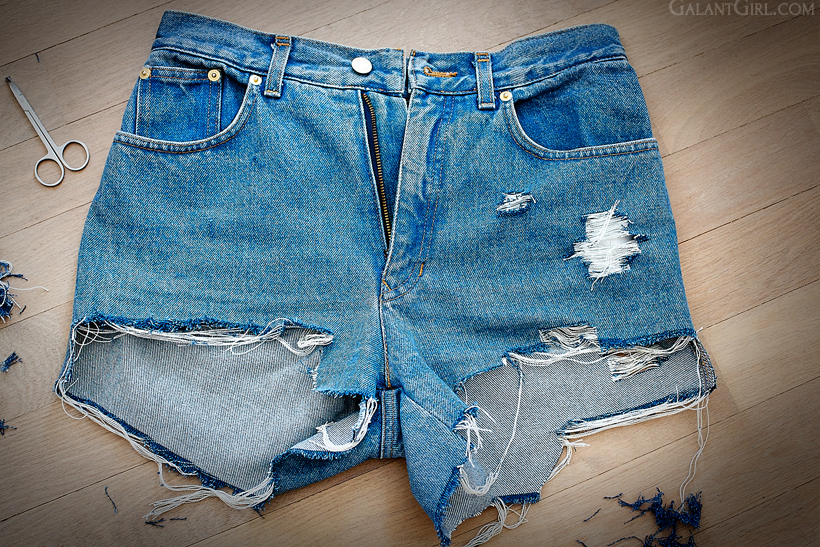 Готовые джинсы