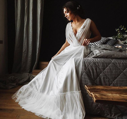 Белое будуарное платье
