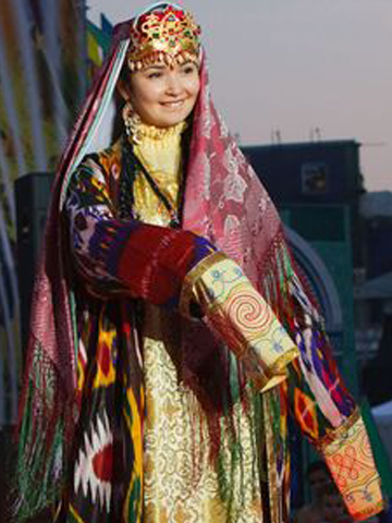 Узбекская национальная одежда