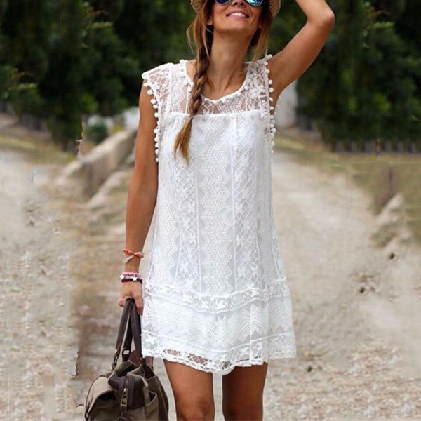 Белое кружевное летнее платье