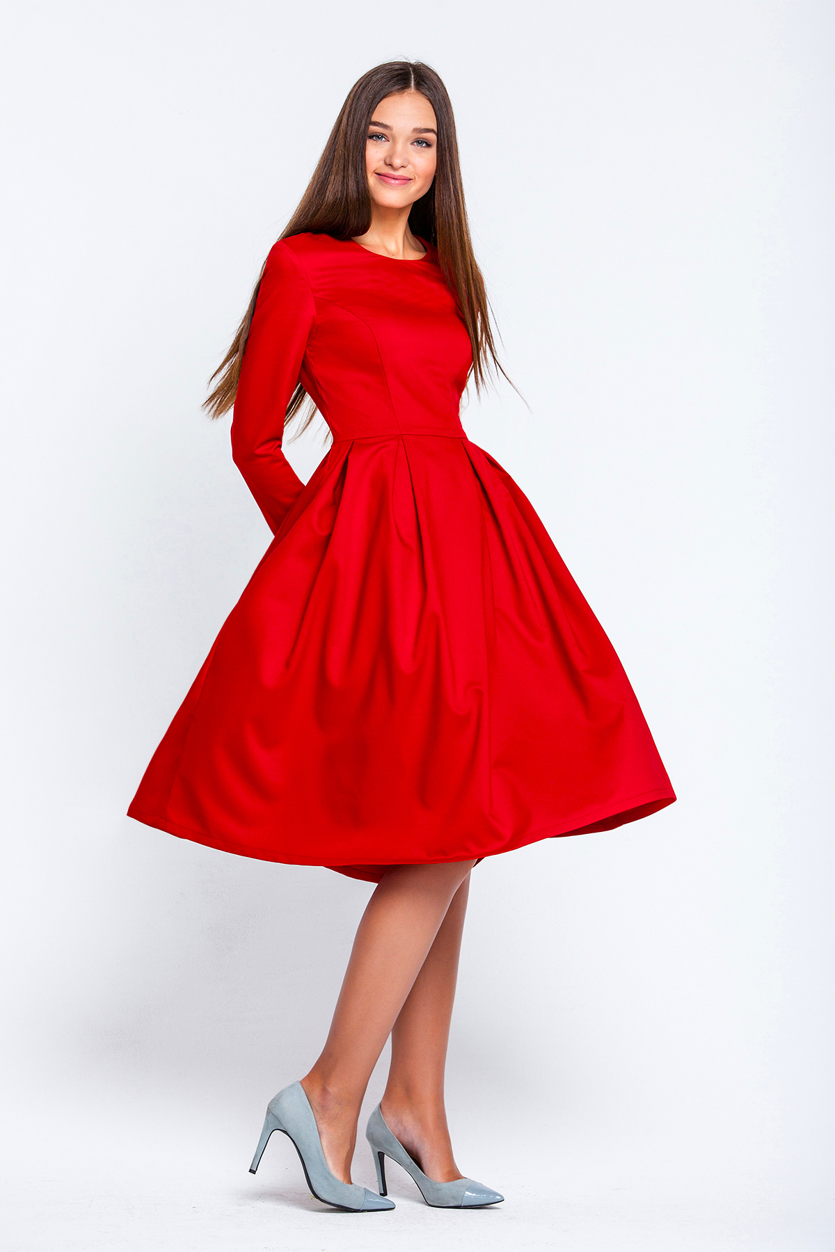 Платья красные с пышной юбкой